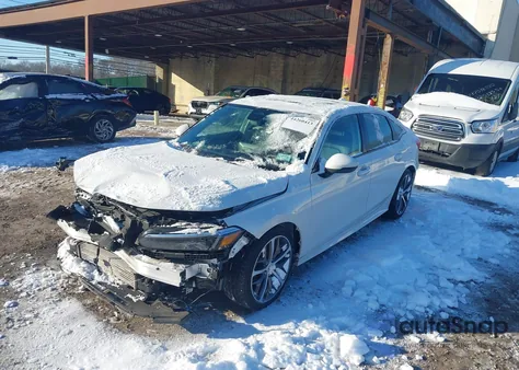 2023 Honda Civic Touring z USA, uszkodzony, nr VIN 2HGFE1F91PH300709